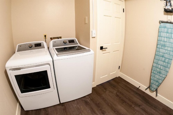 Royal Gorge Cabins image 14