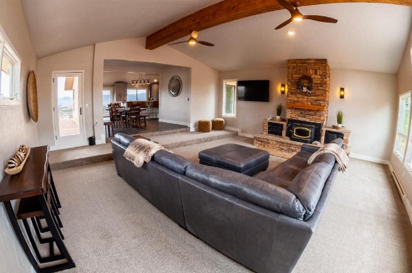 Royal Gorge Cabins image 22
