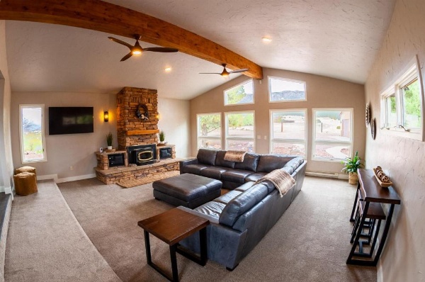 Royal Gorge Cabins image 23